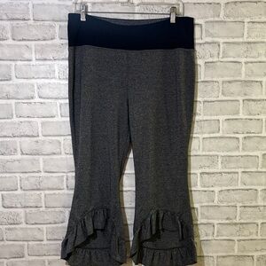 Titika active wear Charming Gray Ruffle Leggings